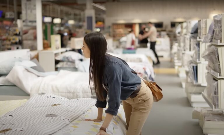 Analyzing the Growth of Online Marketplace Platforms